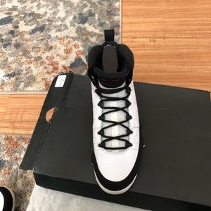 Nike Air Jordan’s retro 9